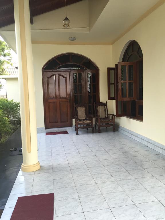 Bolonghes Homestay Negombo Exterior photo